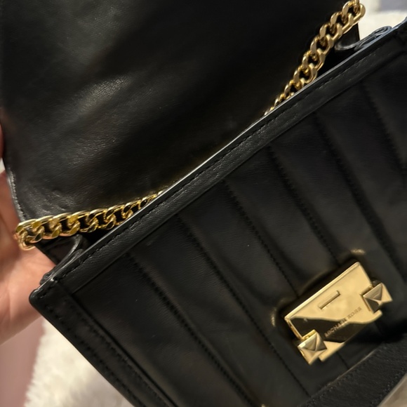 Michael Kors - Picture 3 of 3